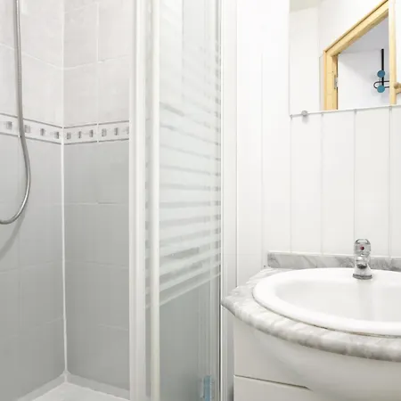 Apartment A 2 Pas De La - A 50m