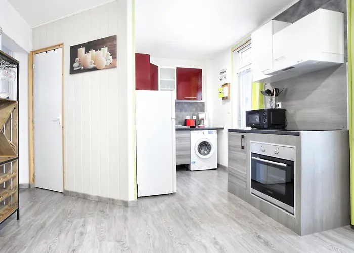 Apartment A 2 Pas De La - A 50m *