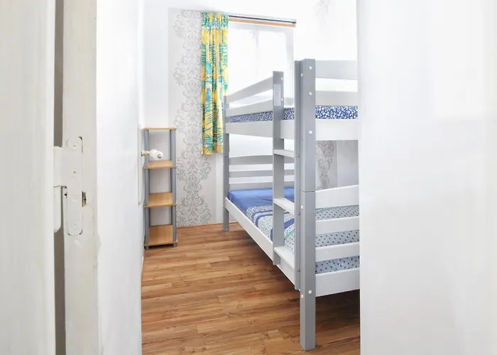 A 2 Pas De La - A 50m * Barneville-Carteret